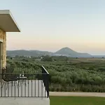 Family & Golf Laguna Towers Navarino * 지아로바