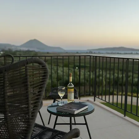 Villa Family & Golf Laguna Towers Navarino *