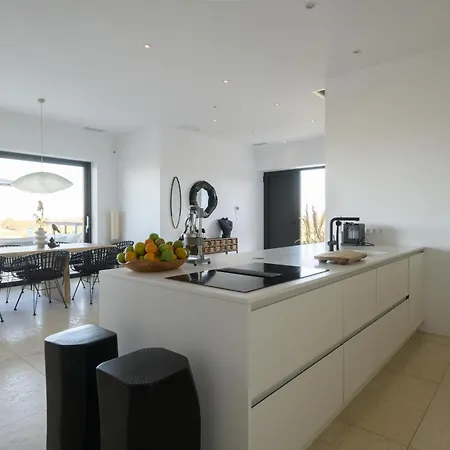 Family & Golf Laguna Towers Navarino Jálova