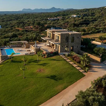 Family & Golf Laguna Towers Navarino Villa Jálova