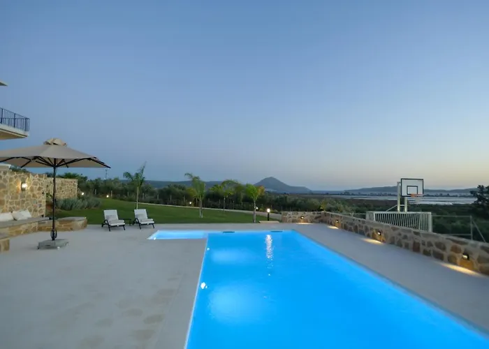 Family & Golf Laguna Towers Navarino *